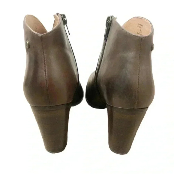 206 Collective Everett heeled ankle boot V front side zip brown - Picture 4 of 7